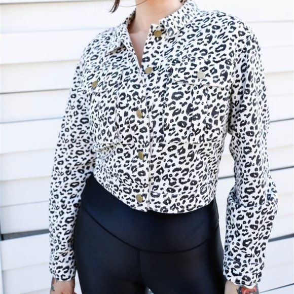 Cotton Leopard Print Cropped Denim Jacket White & Black - Picture 6 of 6